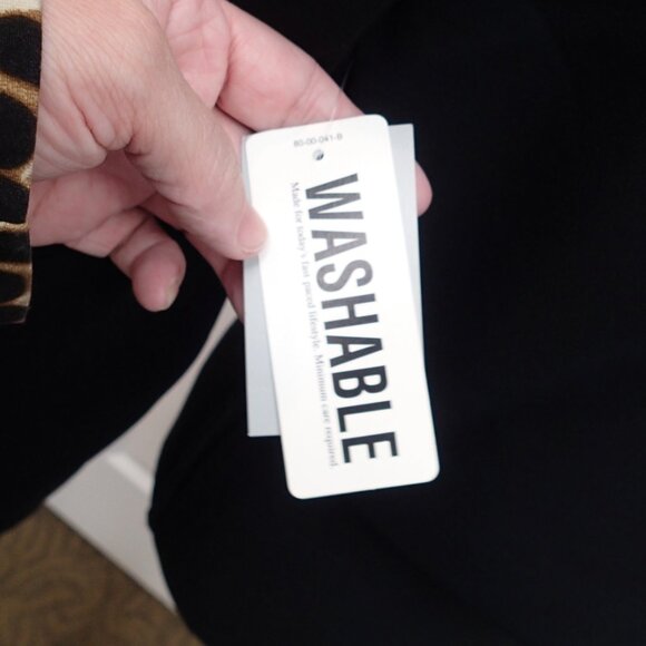 Jacqueline Ferrar Crop Style Black Jacket  Size 10 - Picture 3 of 8